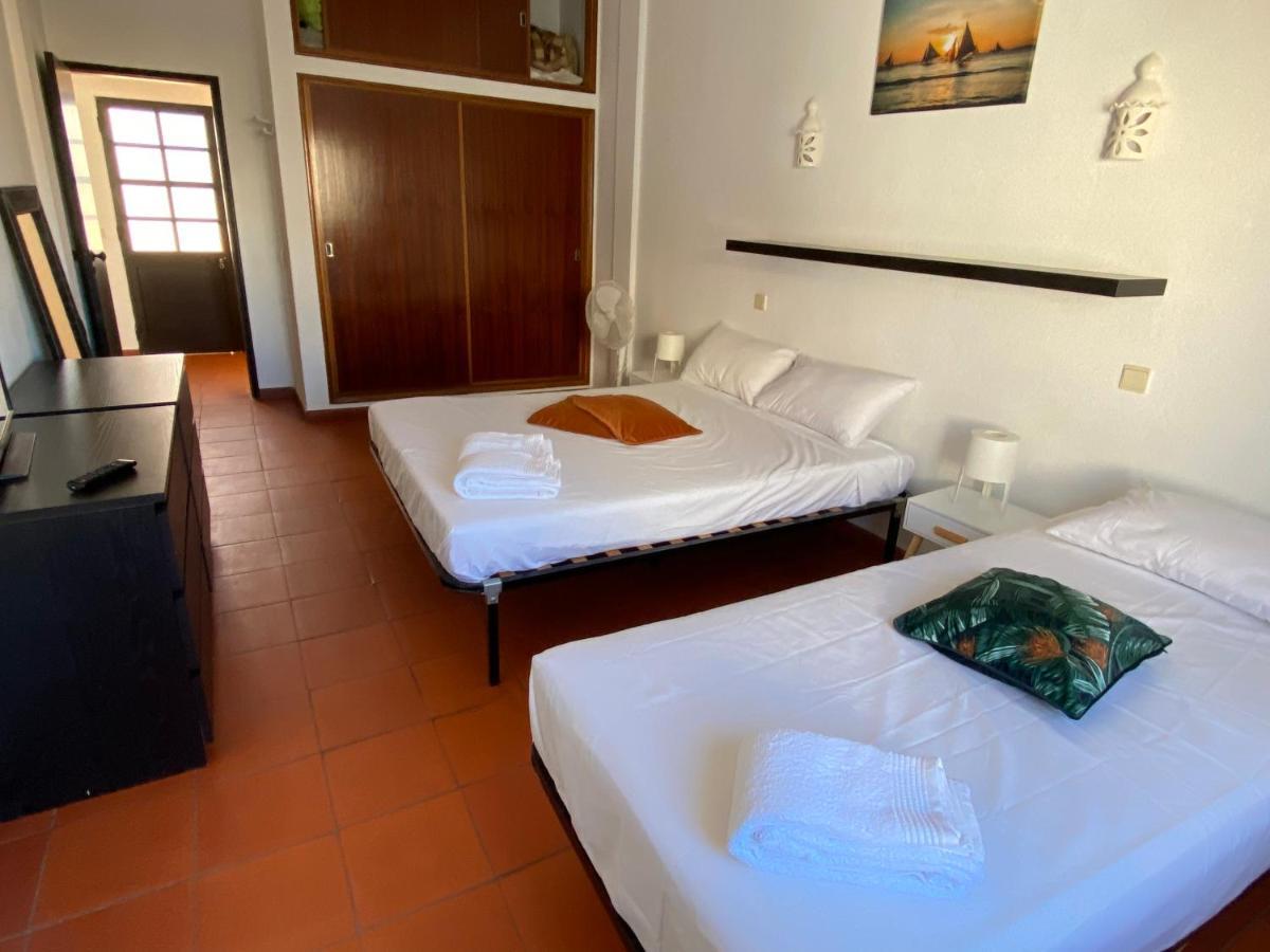 Вилла Summer House, Only 2 Minutes To The Beach In Vilamoura! Экстерьер фото