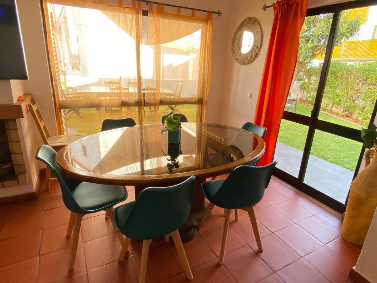 Вилла Summer House, Only 2 Minutes To The Beach In Vilamoura! Экстерьер фото